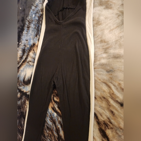 Backless Jumper - Picture 4 of 6